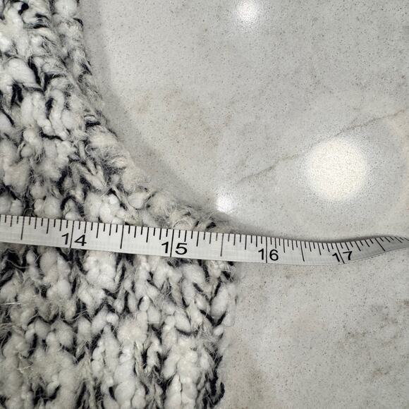 Bella Luxx Cropped Marled Knit Tank Top Black White Women's Small Minimalist - Picture 9 of 12